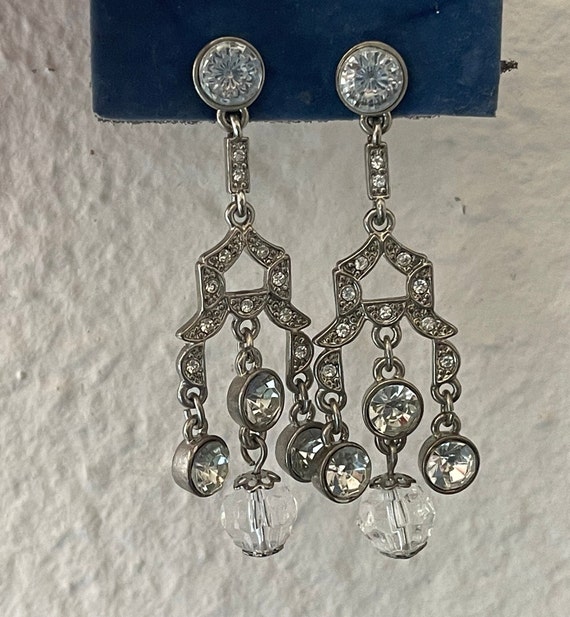 Avon SF Art Deco style chandelier, dangle, drop st