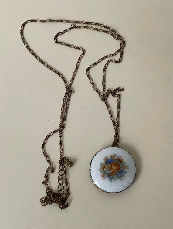Flower enamel, flower locket pendant with chain - image 4