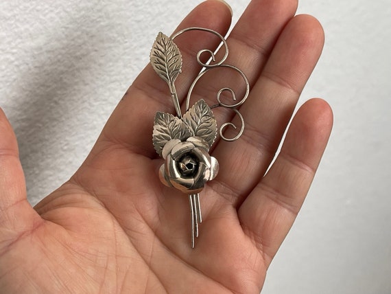 Lang Sterling silver rose flower brooch - image 5