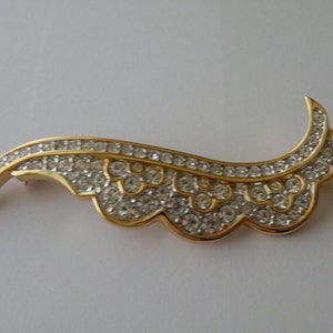 Swan Logo Signed Swarovski Wave Swirl Leaf  Brooch
