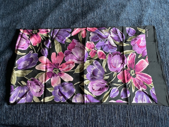 Echo flowers, floral, tulips silk scarf