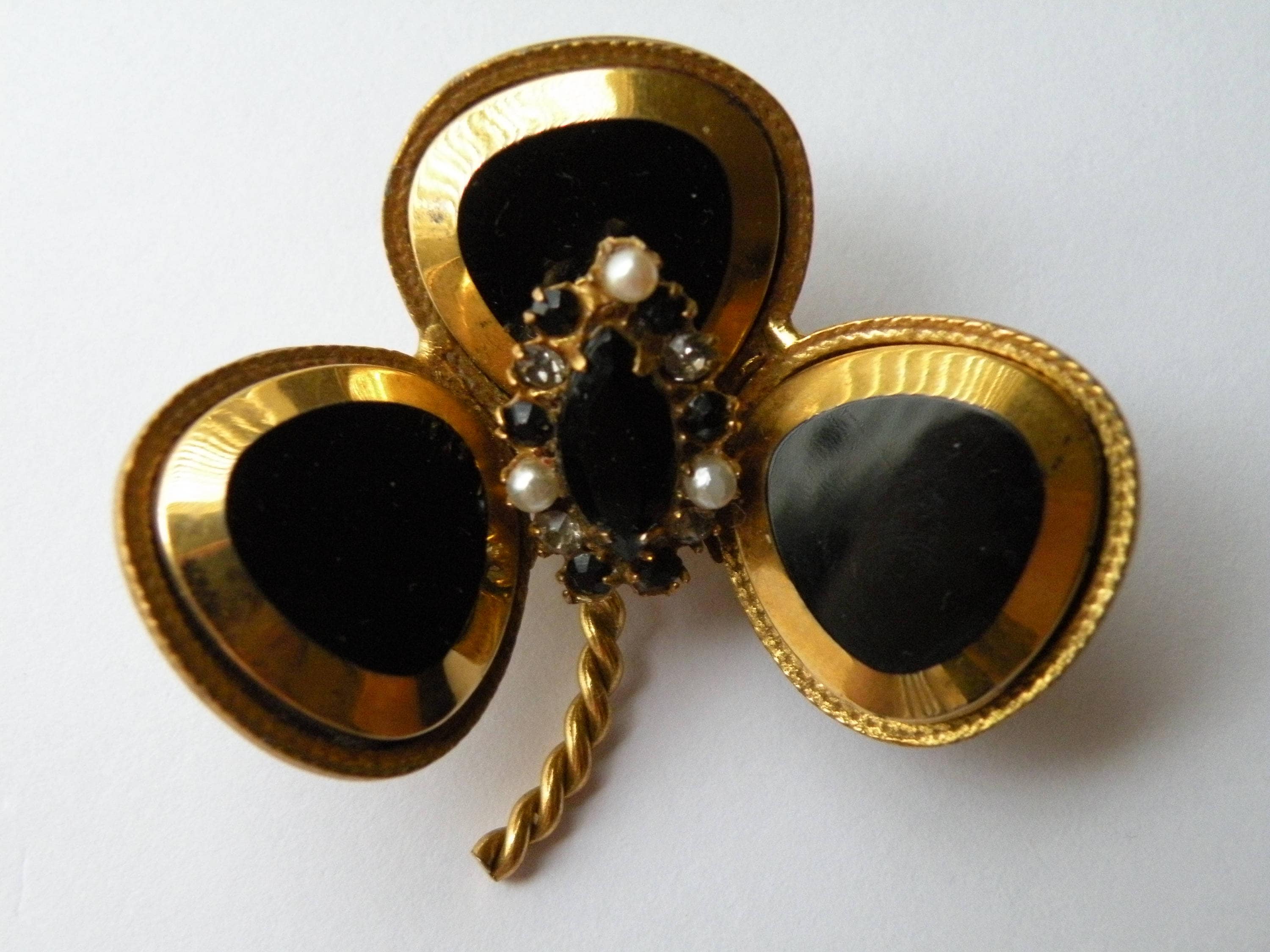 Original by robert brooch - Etsy 日本