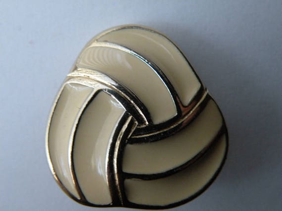 Trifari enamel, gold plated metal clip on earring… - image 3
