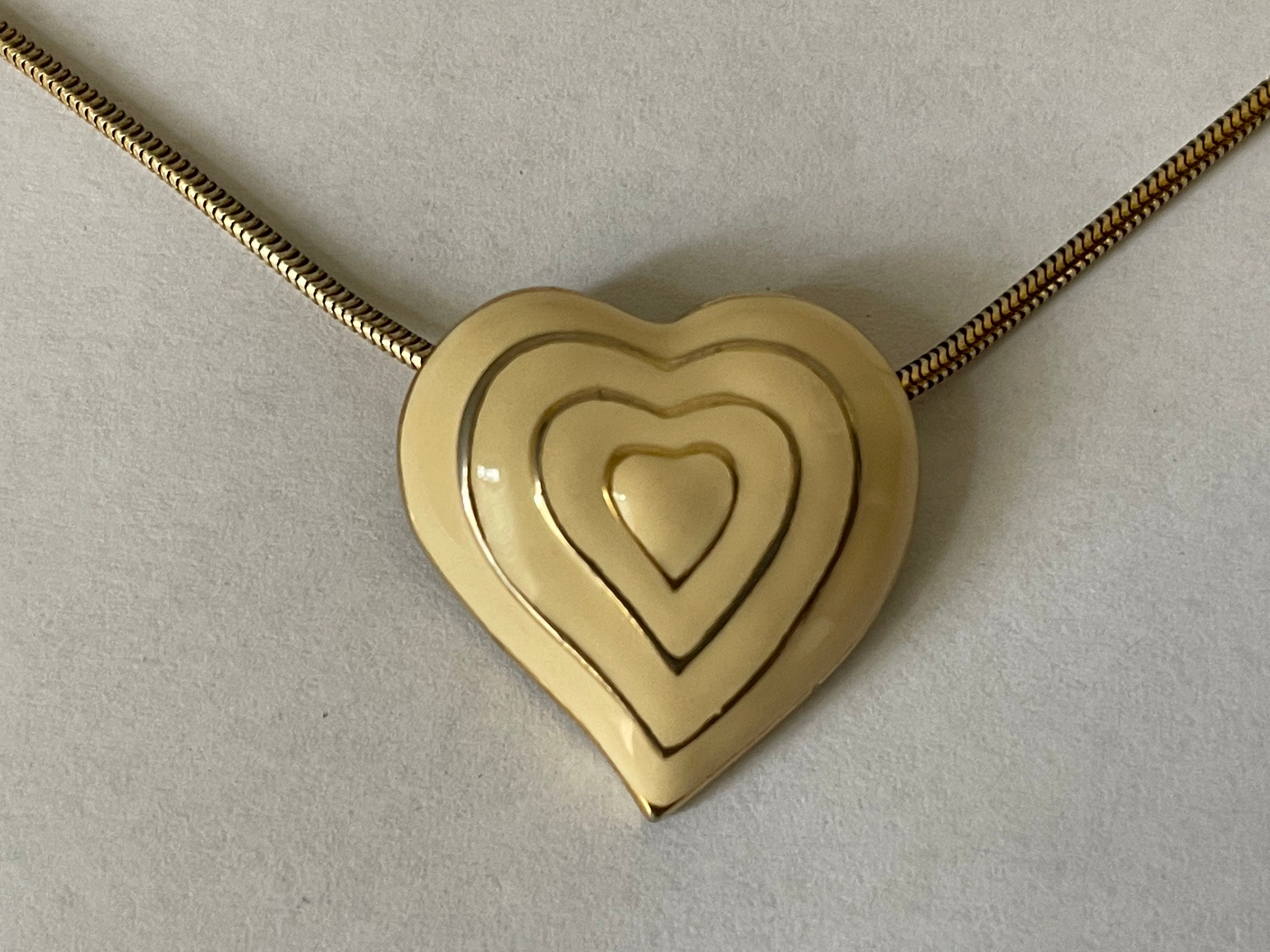 80s GIVENCHY Rare Vintage Givenchy Haute Couture Ribbed Heart Necklace –  Aft Cabin Vintage
