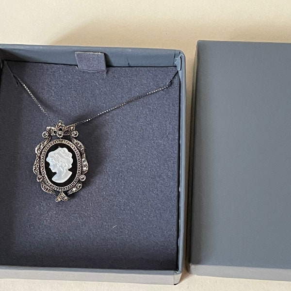 Sterling Silver 925 brooch pendant black onyx, mother of pearl, marcasite cameo  Art Deco Style