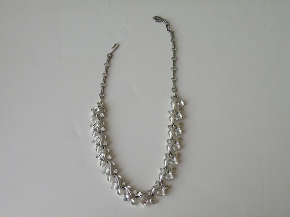 Lisner Silver Leaves with Clear Rhinestones neckl… - image 2