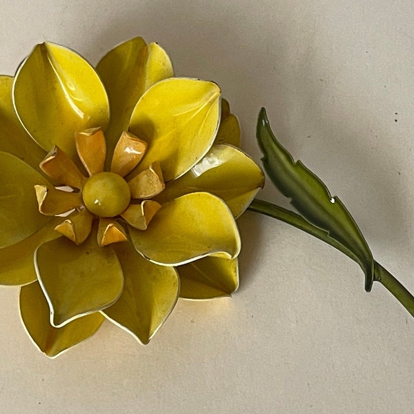 Yellow, green enamel flower brooch. Daffodil brooch