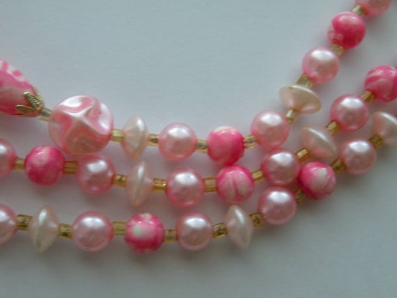 Kramer beaded pink plastic necklace. 3 strand. - image 4