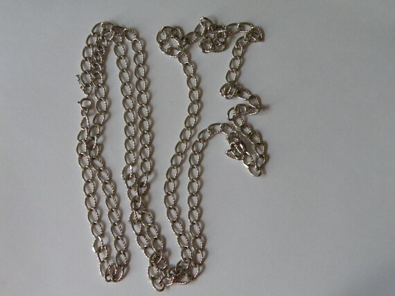 Trifari silver plated chain 60" - image 1