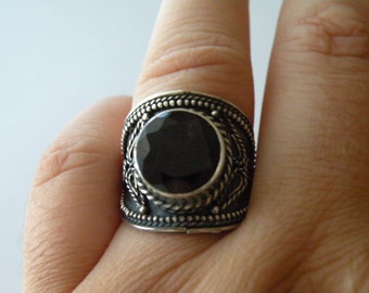 Sterling silver faceted black stone, black onyx ring. Size 8