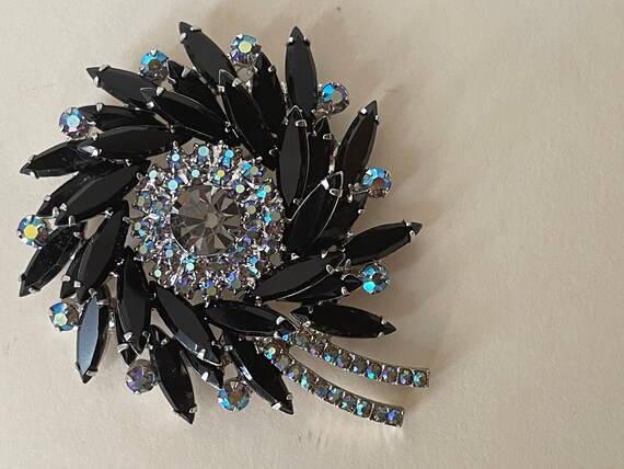Juliana Black Black Diamond Aurora Borealis Rhinestone Sunburst Brooch Etsy Canada