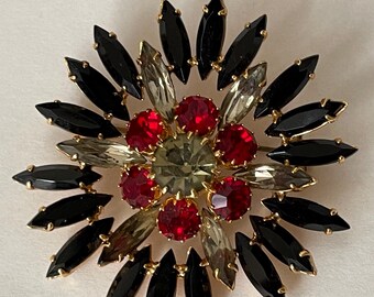 Butler and Wilson, Butler & Wilson rhinestone dog brooch