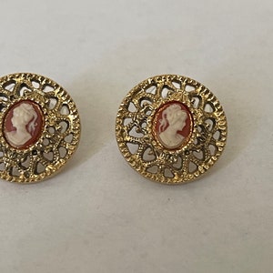 1928 unmarked filigree cameo stud earrings, Victorian Style