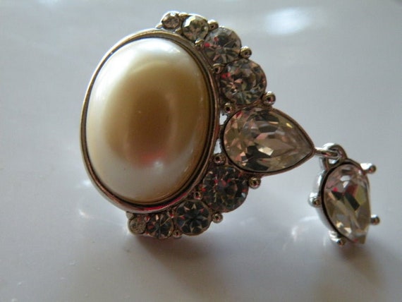Monet YSL faux pearl, clear rhinestone clip-on ea… - image 10