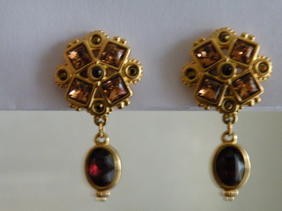 Swarovski topaz rhinestone dangle drop clip-on ea