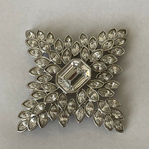 KJL Kenneth Lane diamond shaped Cruciform clear rhinestone brooch