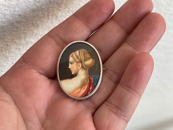 800 Silver italian  Hand painted Portrait Brooch … - image 4