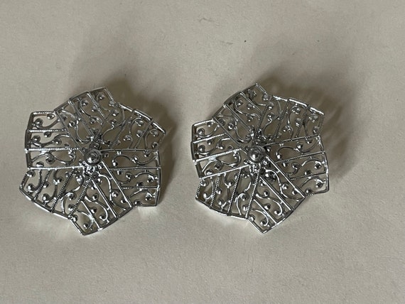 Sarah Coventry filigree silver plated clip-on ear… - image 6