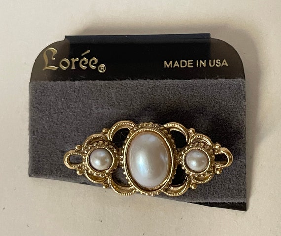 Loree faux pearl brooch. 1928 for Loree faux pear… - image 1