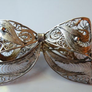 Filigraan brochespeld. Mexicaans .950 zilver.