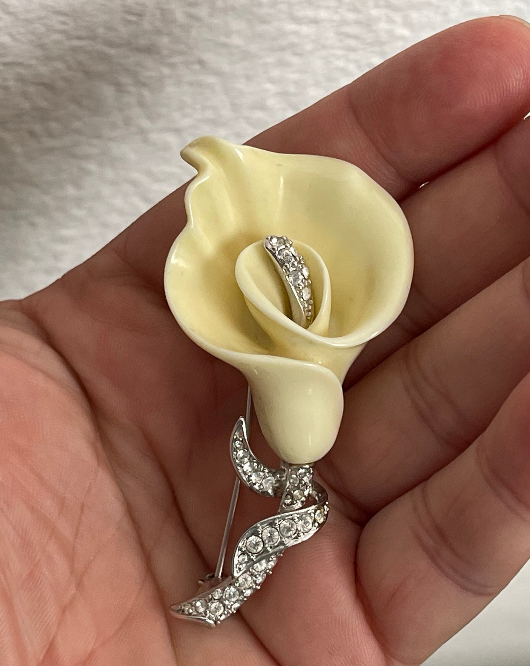 Vintage Kramer Clear Rhinestone Gold Tone Flower Brooch Pin Orchid Water Lily Vintage Flower AB Rhinestone Kramer Brooch Sparkling Gold  main image 4