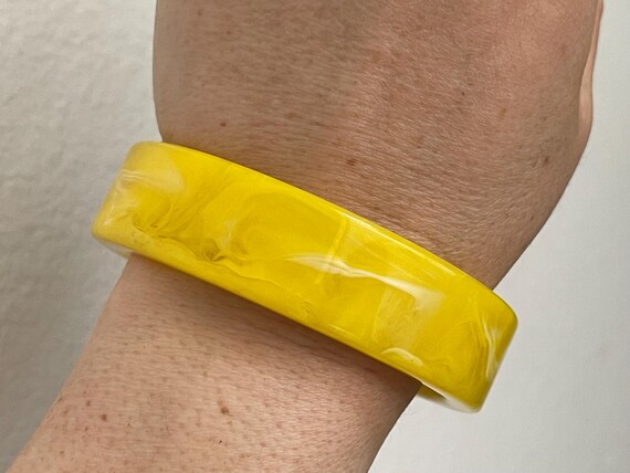 Yellow, marbled pattern bangle plastic bracelet - image 1