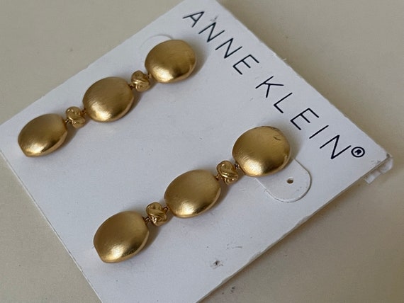 Anne Klein matte gold, satin gold dangle, drop st… - image 4