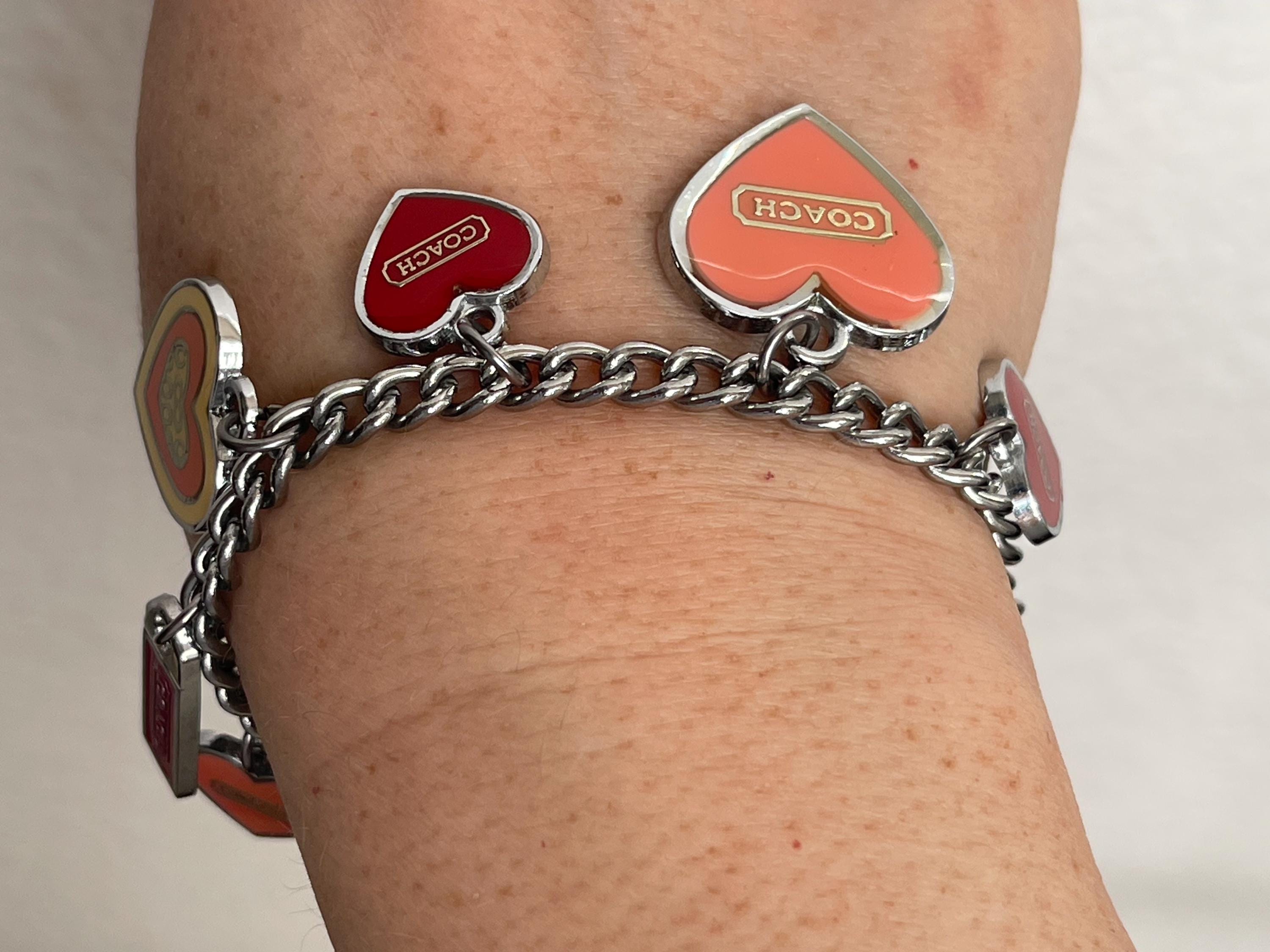COACH ハートチャーム ブレスレット Coach Multi Color Enamel Heart Charm Bracelet 7.5