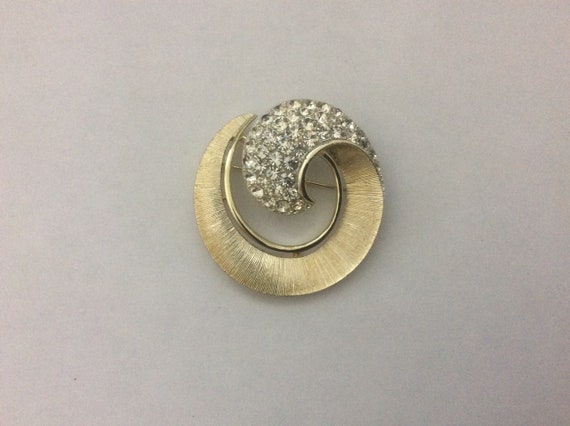 Lisner clear rhinestone swirl brooch - image 1