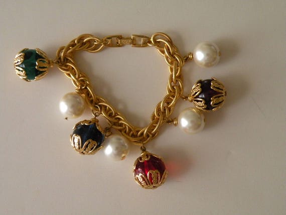 Napier  plastic and faux pearl bracelet. Limited … - image 5