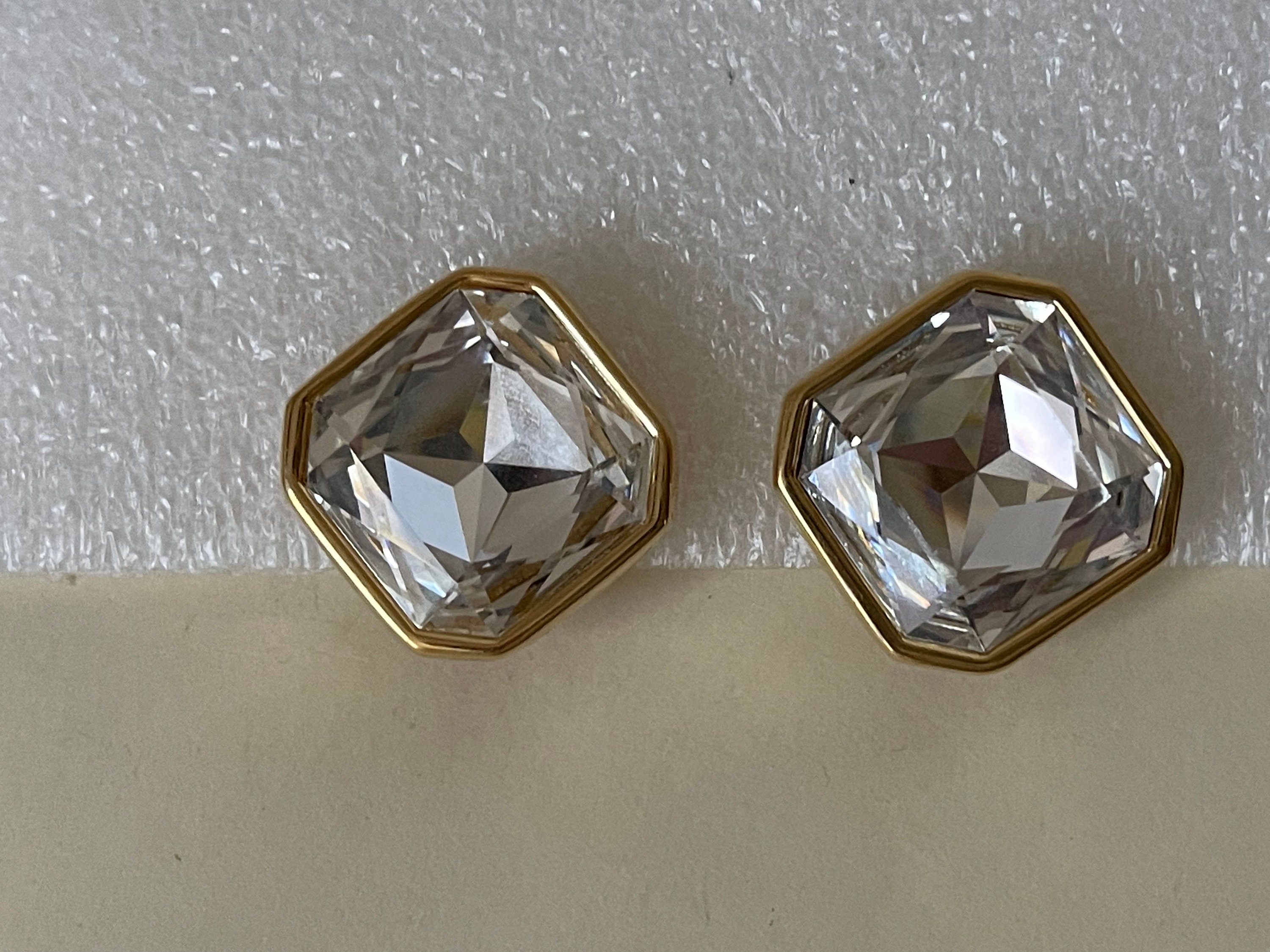 SWAROVSKIヴィンテージ イヤリング SAL刻印