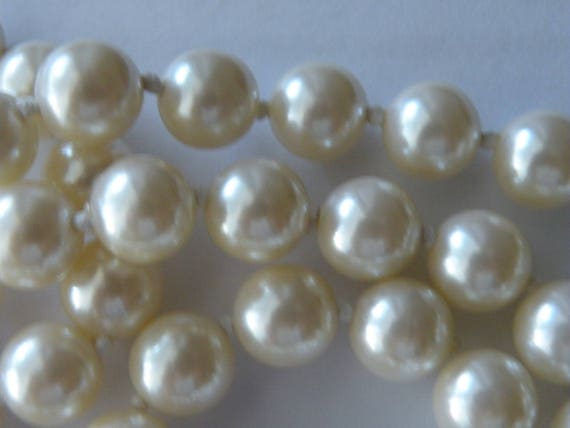 Faux pearls beaded necklace 121" long. 10 mm pear… - image 4