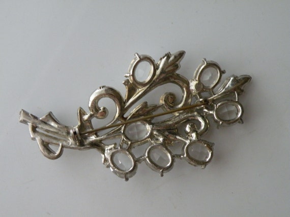 Pot metal white metal flower floral pin brooch. - image 5