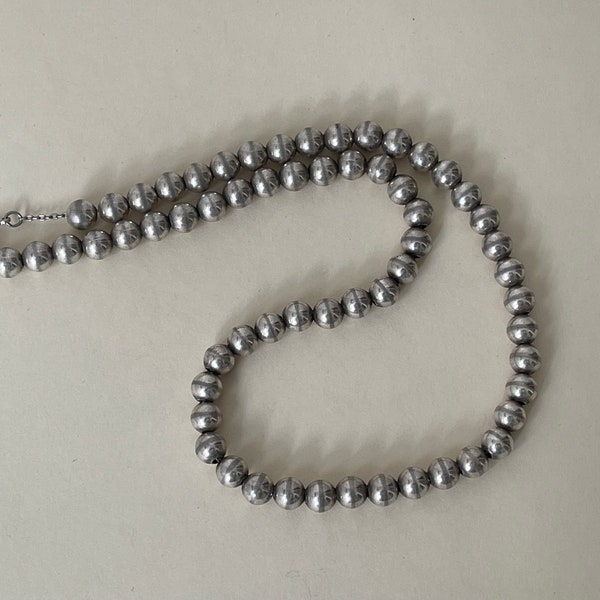 Napier silver tone beaded necklace, ball necklace 20.5"