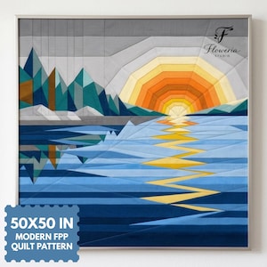 Könnte beinhalten: Ein quadratisches Quiltmuster mit einer geometrischen Landschaft aus blaugrünen und braunen Bergen, einer gelb-orangen Sonne und blauen Wasserreflexionen. Der Text 50X50 IN MODERN FPP QUILT PATTERN und das Floweria Studio Logo sind in der Ecke zu sehen.