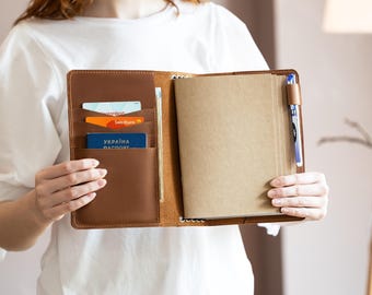 Notebook with elastic band, Travelers notebook cover, Journal with elastic strap, Brown leather notebook, A5 notebook cover with pockets