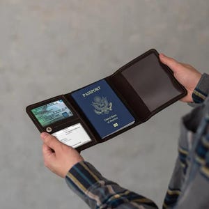 Pilot license holder, Pilot document wallet, Pilot document holder, Personalized pilot gift, Pilot passport holder, Pilot passport cover