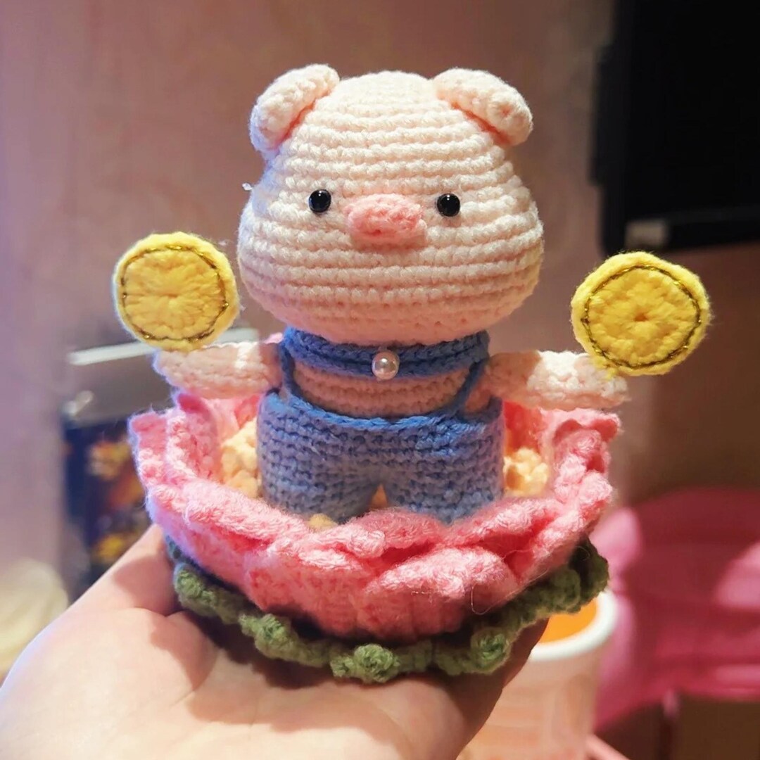 Crochet Piglet Pattern: Amigurumi in Flower Base (PDF Tutorial) - Etsy
