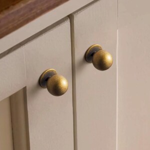 thumbnail interactive-video image 1 of Decorite 50-Pack Satin Nickel Cabinet Knobs – Rustic Texas Western Star Design, 1 1/2 Inch Diameter Drawer Pulls (778-SN) 1 of 1