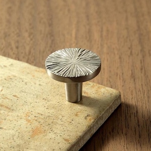 Half round Texture Drawer Pulls/Hammered Solid round knobs/Silver Hammered Cabinet Handle knob/Silver Semicircle Drawer Cupboard knobs Pulls