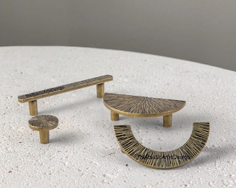 Art Deco Fan Kitchen Handles and Knobs/Semi Circle Hammered Cabinet Pulls/Sunflower Brass Cabinet knobs handles/semi-circle cabinet handles
