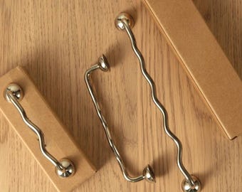 Tirador ondulado de latón macizo/Tirador ondulado y giratorio de cromo pulido para gabinete de cocina/Tirador delgado moderno para gabinete/Tiradores de cocina/Tiradores para gabinete de armario