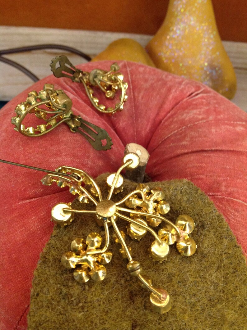 Rhinestone Brooch /& Earring Set