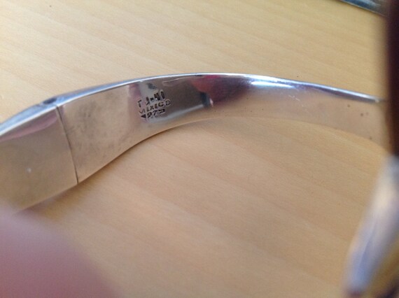 Sterling Silver Hinged Bangle with Leaf Design - image 4