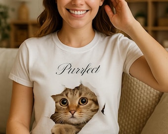 Funny Cat T-Shirt – Cute Minimalist Cat Tee for Cat Lovers | Aesthetic Pet Lover Gift | Cat Mom Shirt | Unisex Graphic Tee