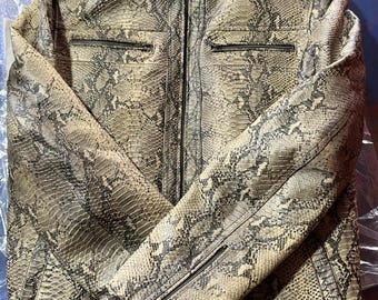 Free People Schlangen Print Jeansjacke | Damen Boho Streetwear, Größe L