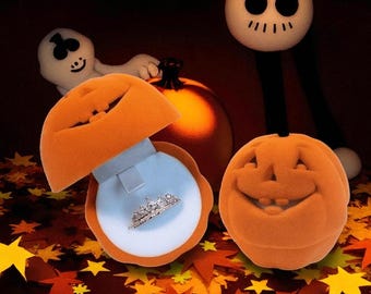 Pumpkin Ring Box: Velvet Halloween Engagement Ring Case