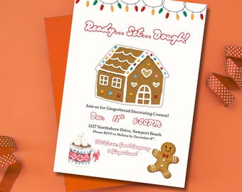 Könnte beinhalten: Eine weiße Einladungskarte mit einer Lebkuchenhaus-Illustration und dem Text "Ready... Set... Dough!". Die Karte wirbt für einen Lebkuchen-Dekorationswettbewerb, mit einer Tasse heißer Schokolade und einem Lebkuchenmann.