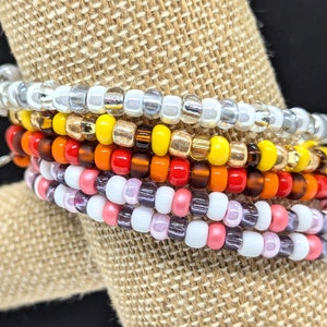 Four Seasons Seed Bead Bracelets, Dainty Minimalist Colorful Glass Bead Jewelry // Choose Color, See Description for Sizes