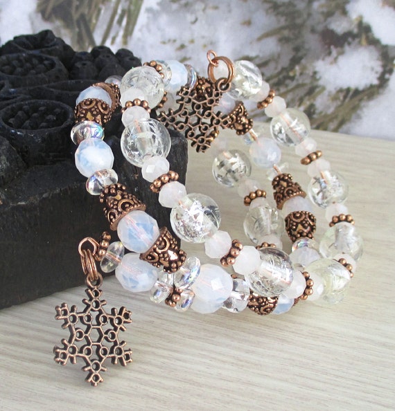 TASSEL BRACELET METAL BEADS GOLD ROSE TASSEL BRACELET METAL BEADS GOLD ROSE